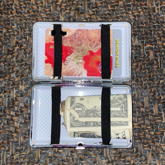 Gold Clutch with Credit Card Holder - Picture 8 of 9